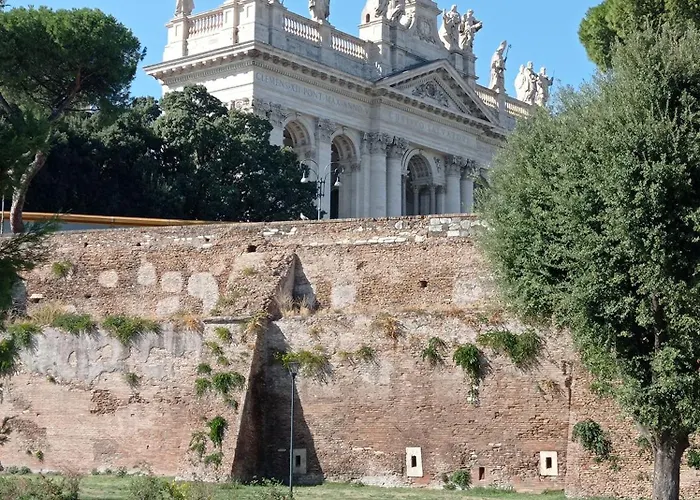 Casetta Miclo A 2 Minuti Dalla Metro A E C Vicino Al Colosseo Apartment