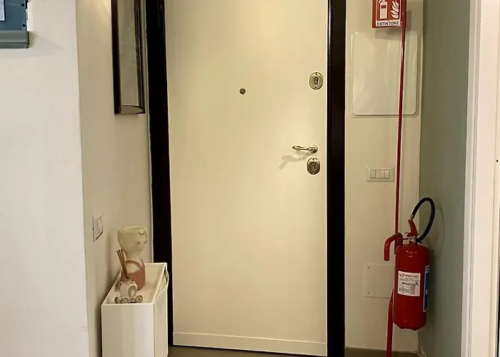 Apartment Casetta Miclo A 2 Minuti Dalla Metro A E C Vicino Al Colosseo