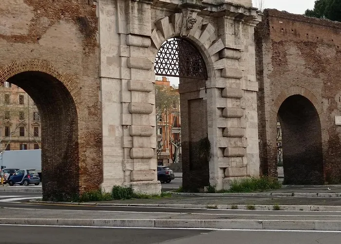 Apartment Casetta Miclo A 2 Minuti Dalla Metro A E C Vicino Al Colosseo Rom